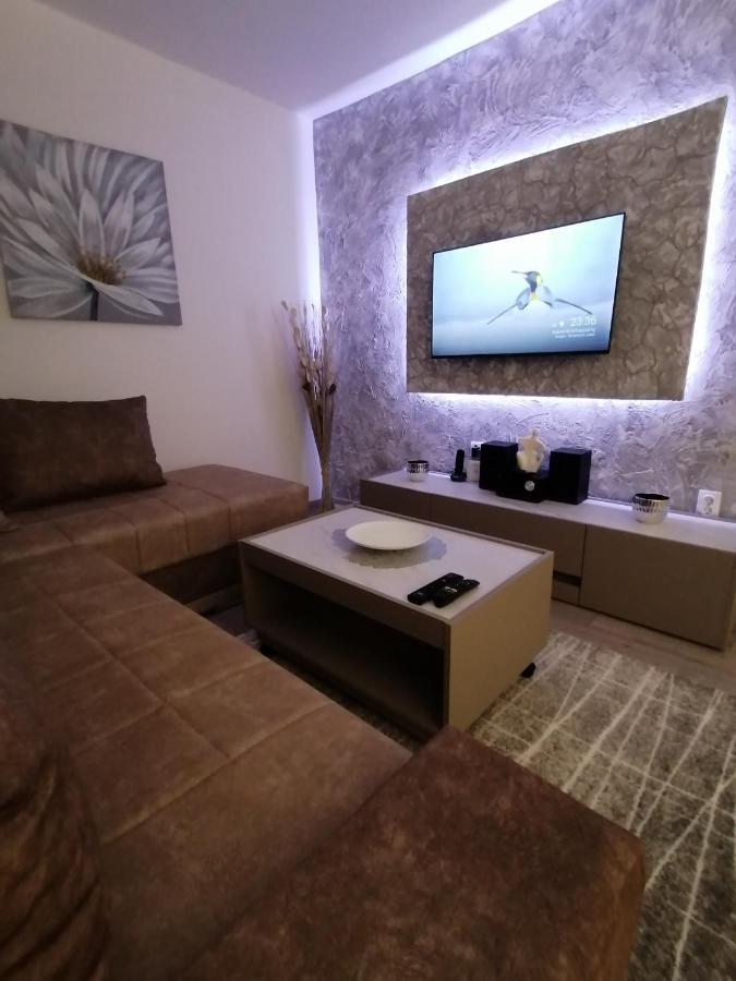 Jm Apartman Čačak Exterior foto
